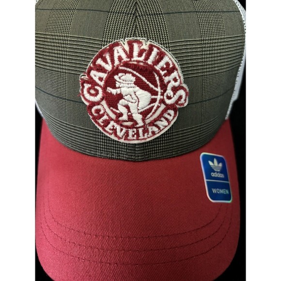 Cleveland Cavaliers Trefoil Adidas Hardwood Classics Snapback Women’s Hat Cap - Picture 2 of 16